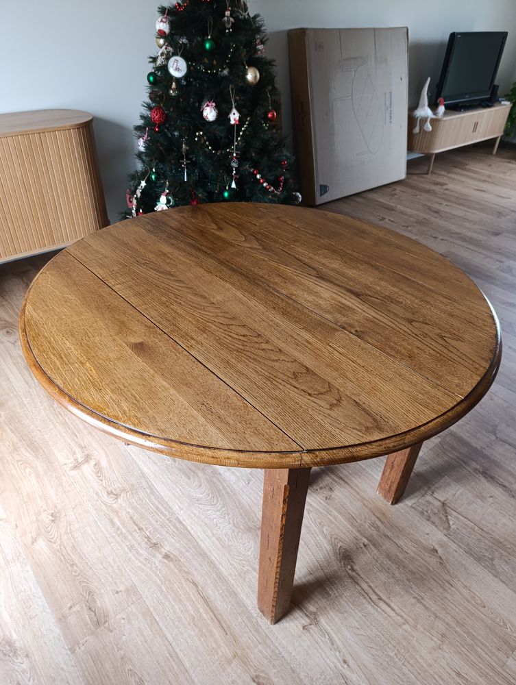 Table 300 Pacy-sur-Eure (27)