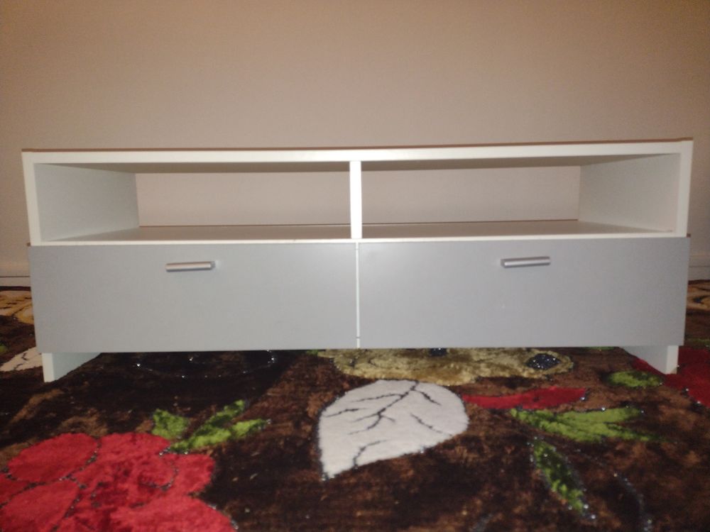 Table 70 Paris 13 (75)