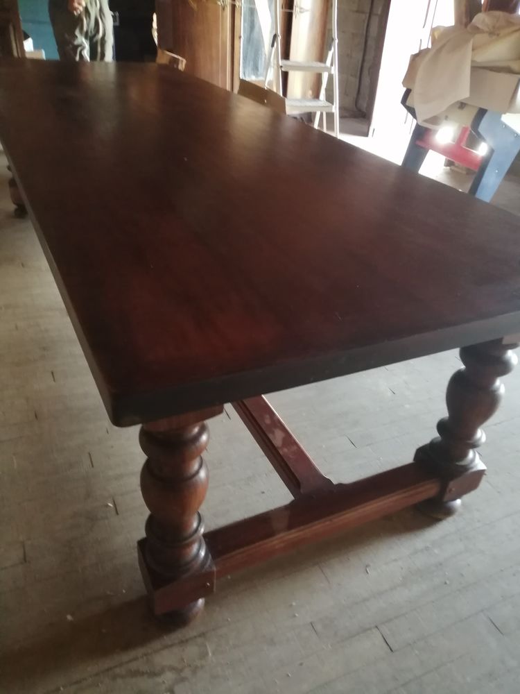 Table
350 Campistrous (65)