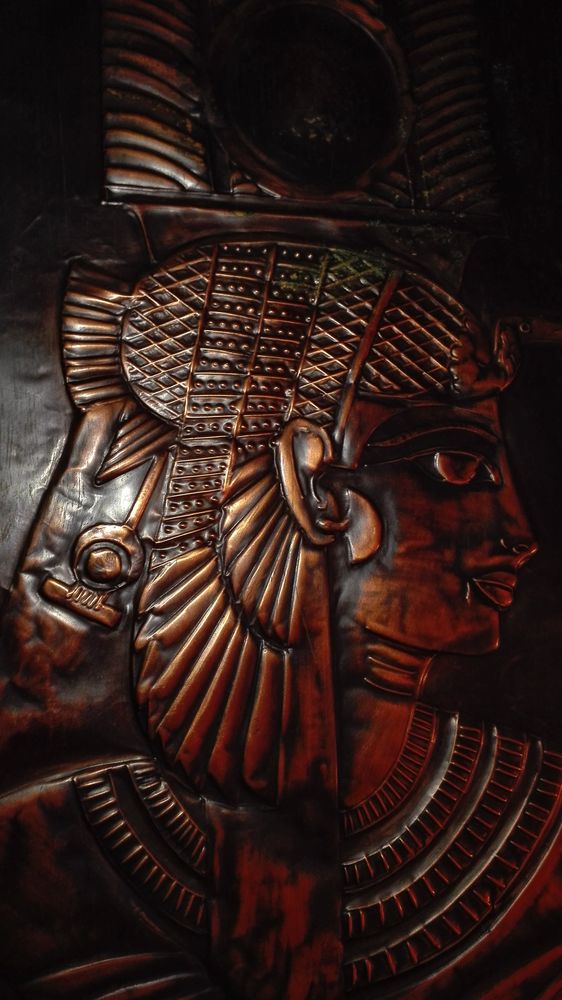 tableau cuivre repouss�   pharaon  14 Charny (77)