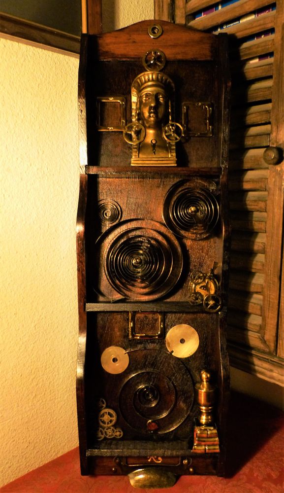 Tableau de Curiosit�s  INSPIRATION TIME  Steampunk 55 Mont-de-Marsan (40)