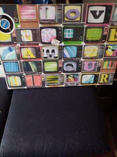 LOT DE 2 TABLEAUX EN TOILE NEUFS 
10 L'Isle-d'Abeau (38)