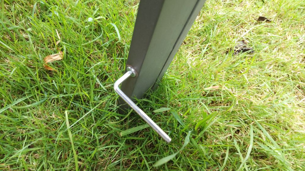 2 tables alu avec plateau en verre 20 Le Grand-Quevilly (76)