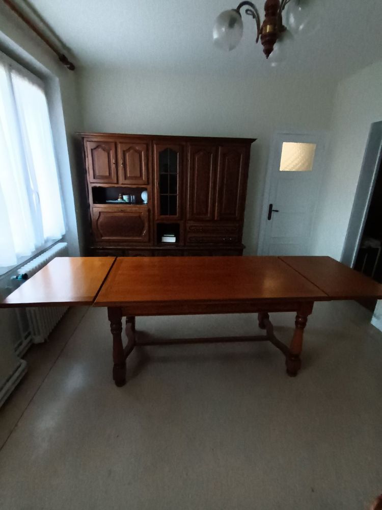 . TABLES AVEC 2 RALLONGES & 6 CHAISES LOUIS XIV 200 Fleury-les-Aubrais (45)