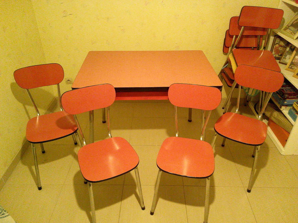 tables chaises et tabourets en formica vintage 30 Lingolsheim (67)