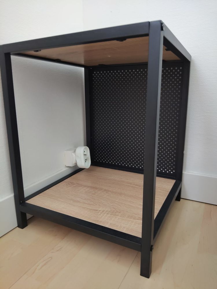 Lot de 2 tables de chevet.  40x40x50 cm - 35 � 35 Nantes (44)