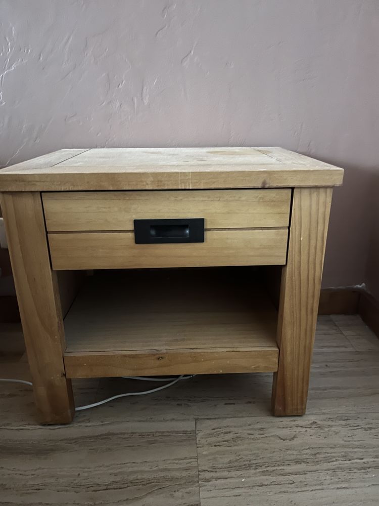 tables de chevet en bois 40 Villard-de-Lans (38)