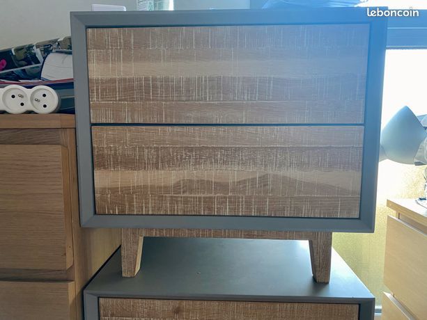 2 tables de chevet 100 Marseille 9 (13)