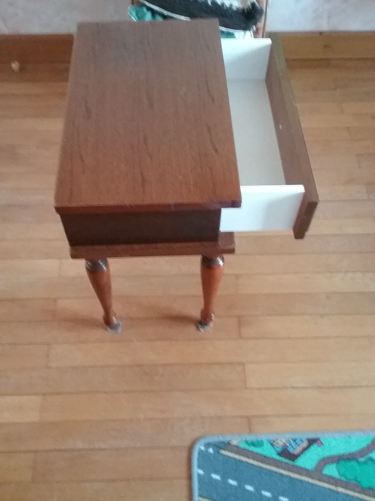 Tables de chevet 10 La Pommeraie-sur-S�vre (85)