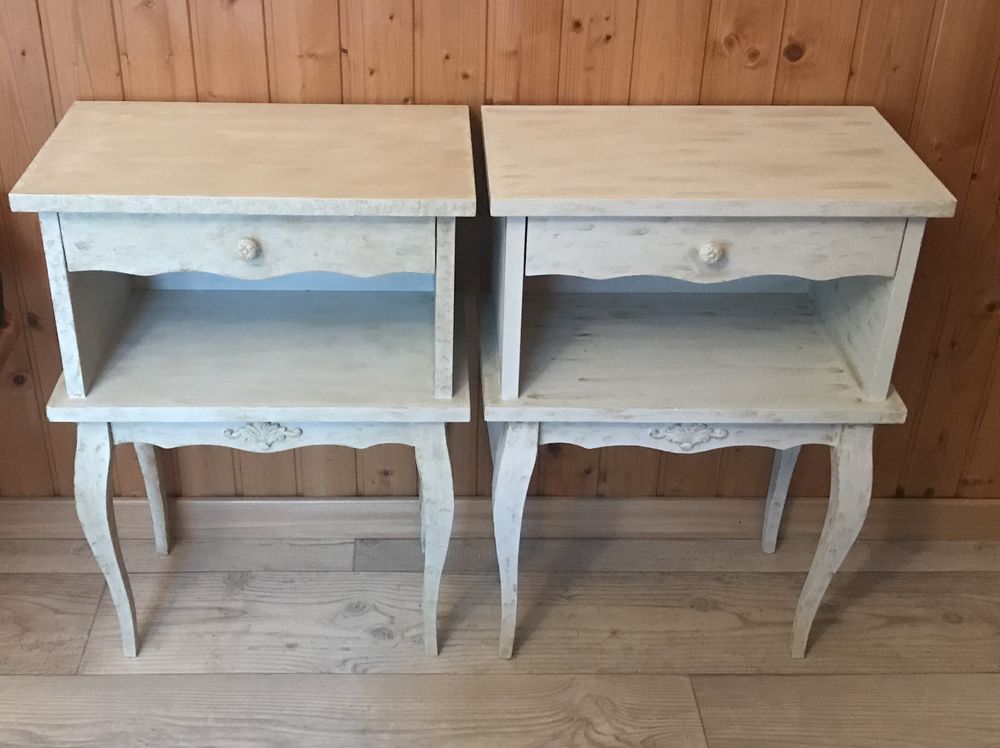 2 tables de chevet 25 Salau (09)