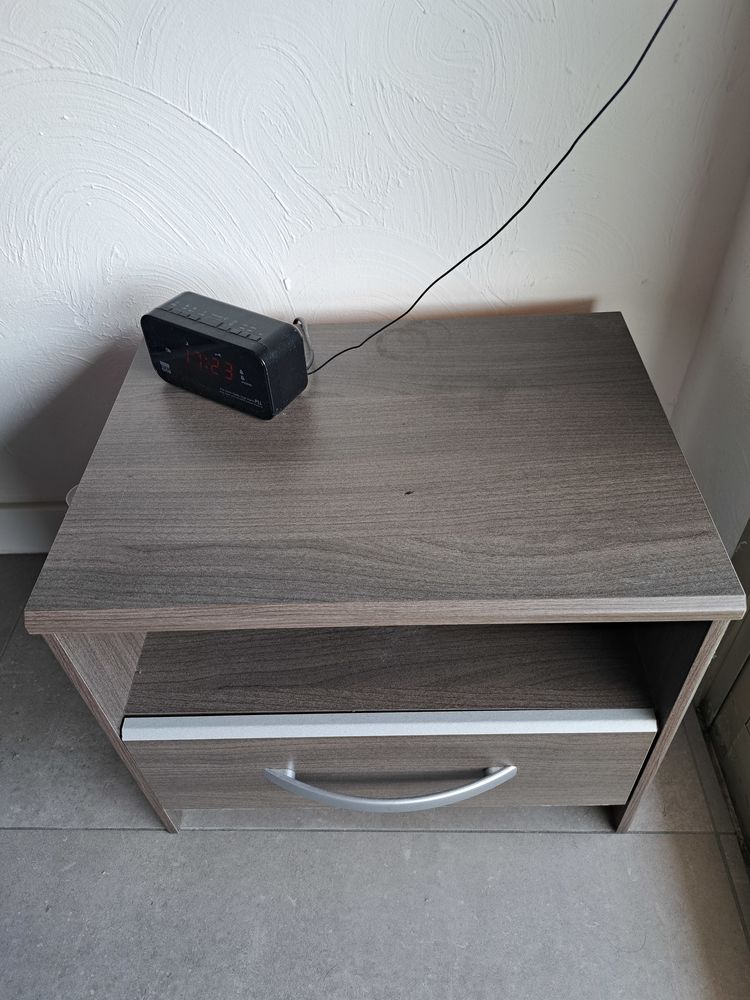 Lot de 2 tables de chevet 40 Mandelieu-la-Napoule (06)