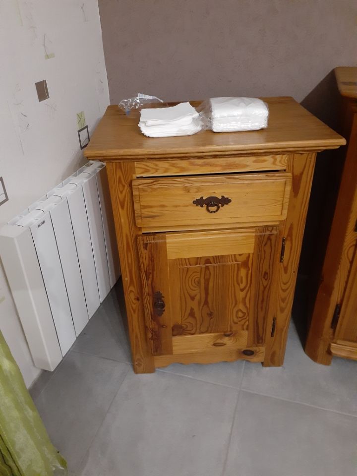 Tables de chevets 650 Saint-Denis-les-Ponts (28)