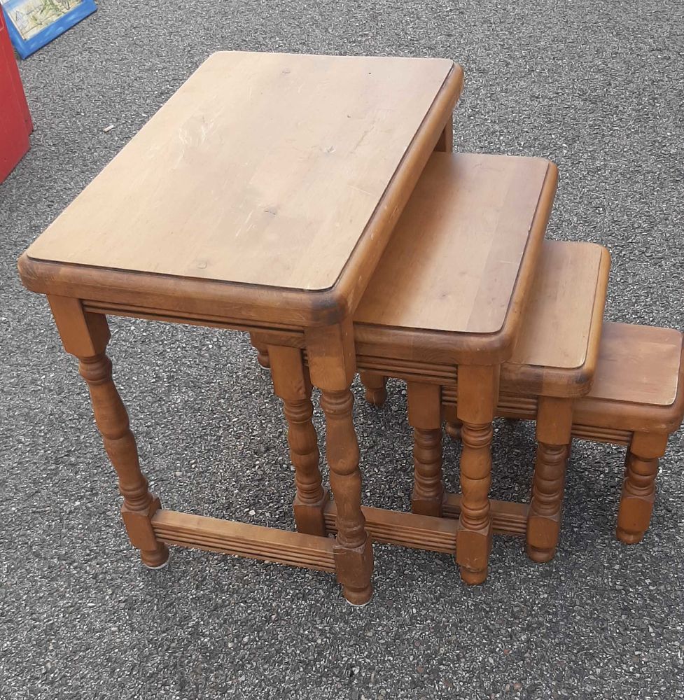 tables+gigogne 35 Lons-le-Saunier (39)