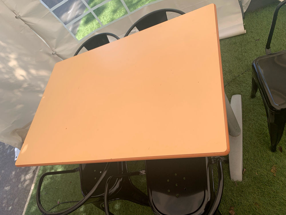 7 tables rectangle rose / saumon (�cole) 6 Saint-Ouen (93)