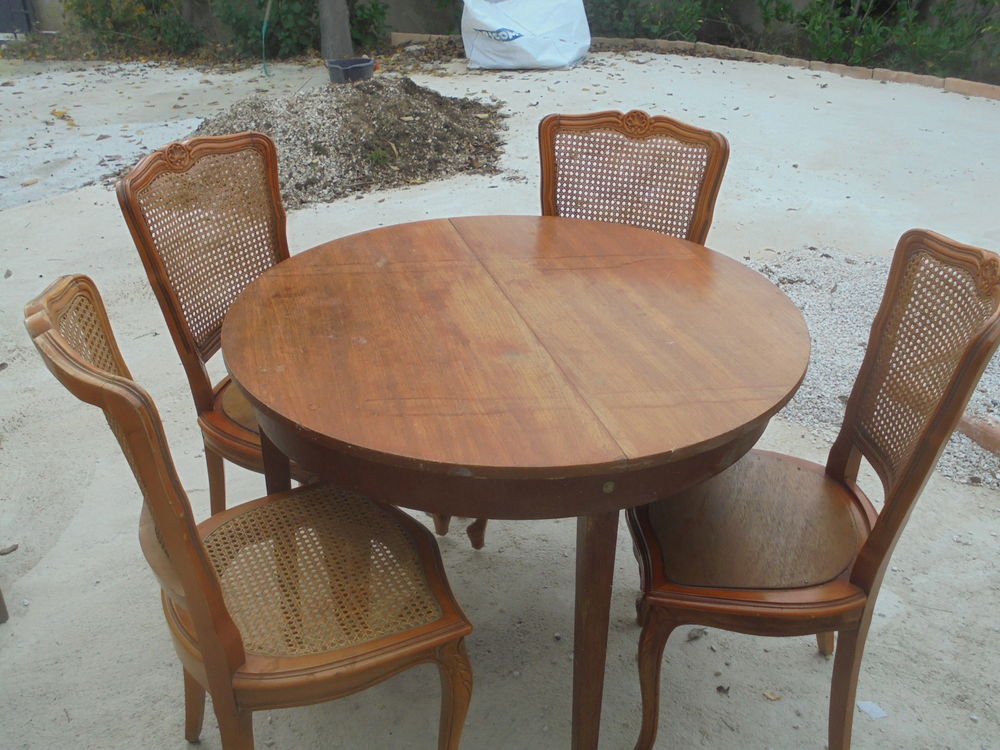 tablesalle a manger 50 Ensu�s-la-Redonne (13)