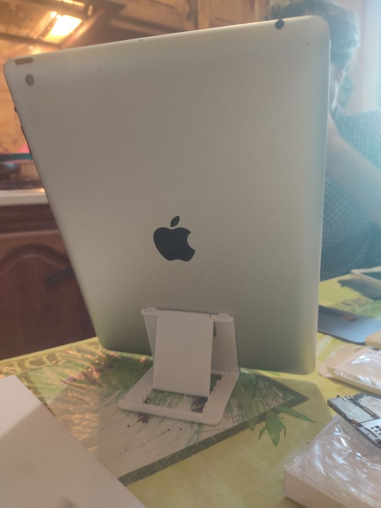 Tablette ipod 70 Carpentras (84)