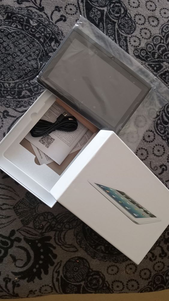 Tablette neuve 80 Foix (09)