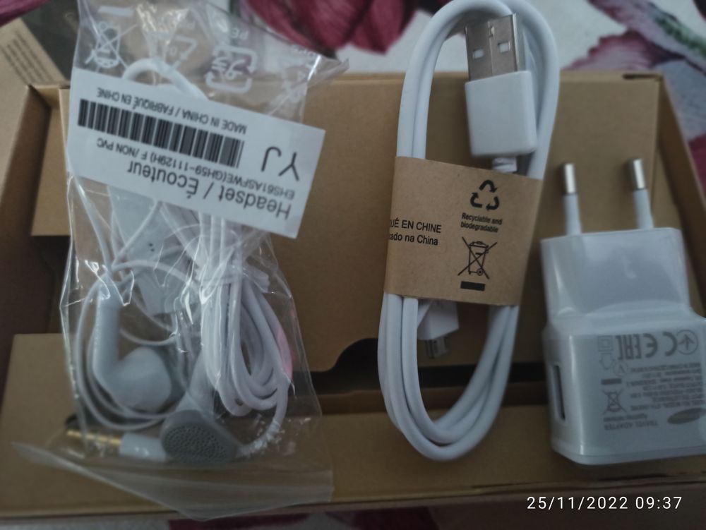 Tablette Samsung 70 Saint-Thibault-des-Vignes (77)