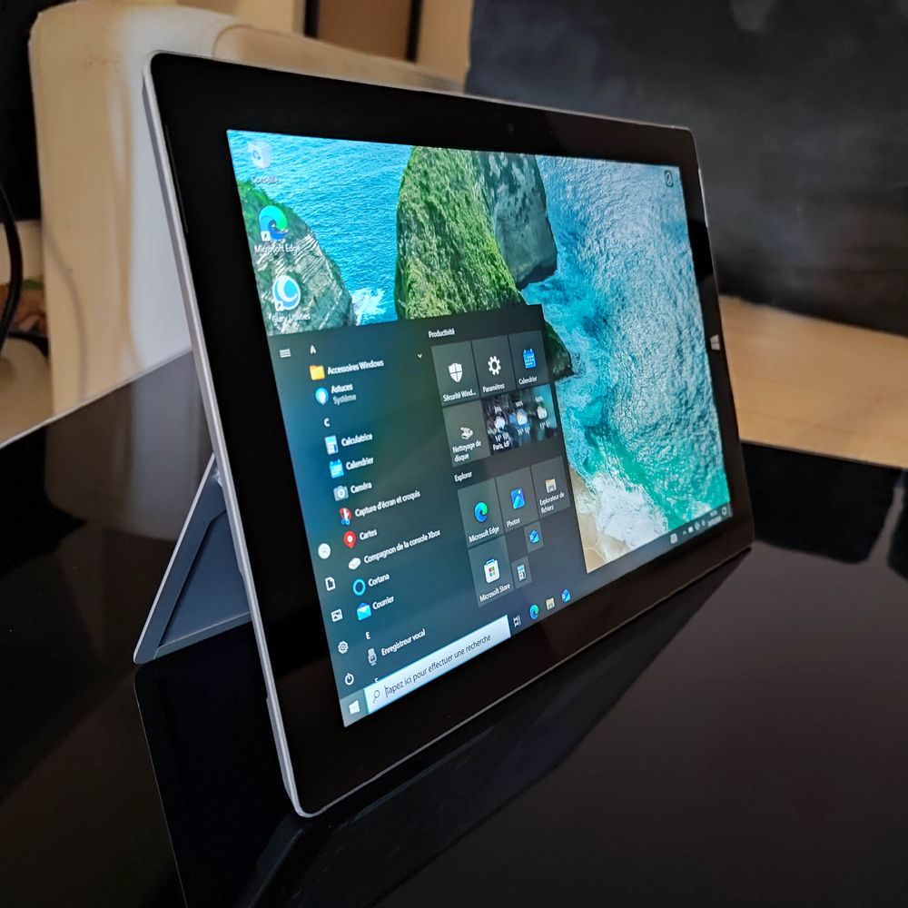 Tablette Surface 3 Pc portable Tactile Ordinateur 240 Le Bourget (93)