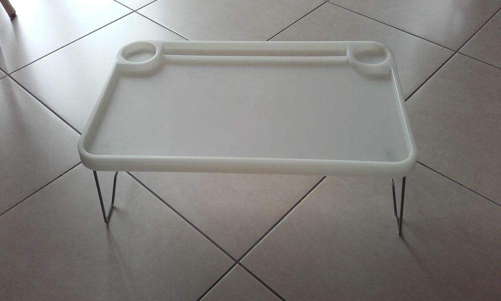 Tablette de lit 15 Milly-la-For�t (91)