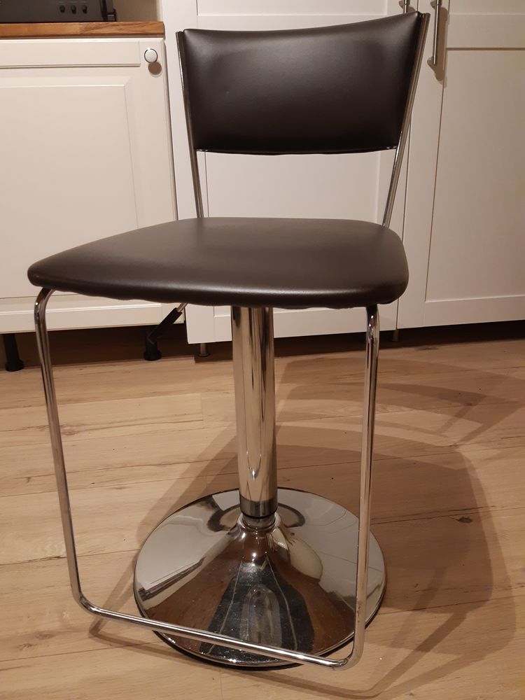 Tabouret de bar avec dossier Les 4 Pieds 95 Itteville (91)