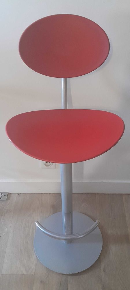 Tabouret haut de la marque Enea 150 Paris 1 (75)