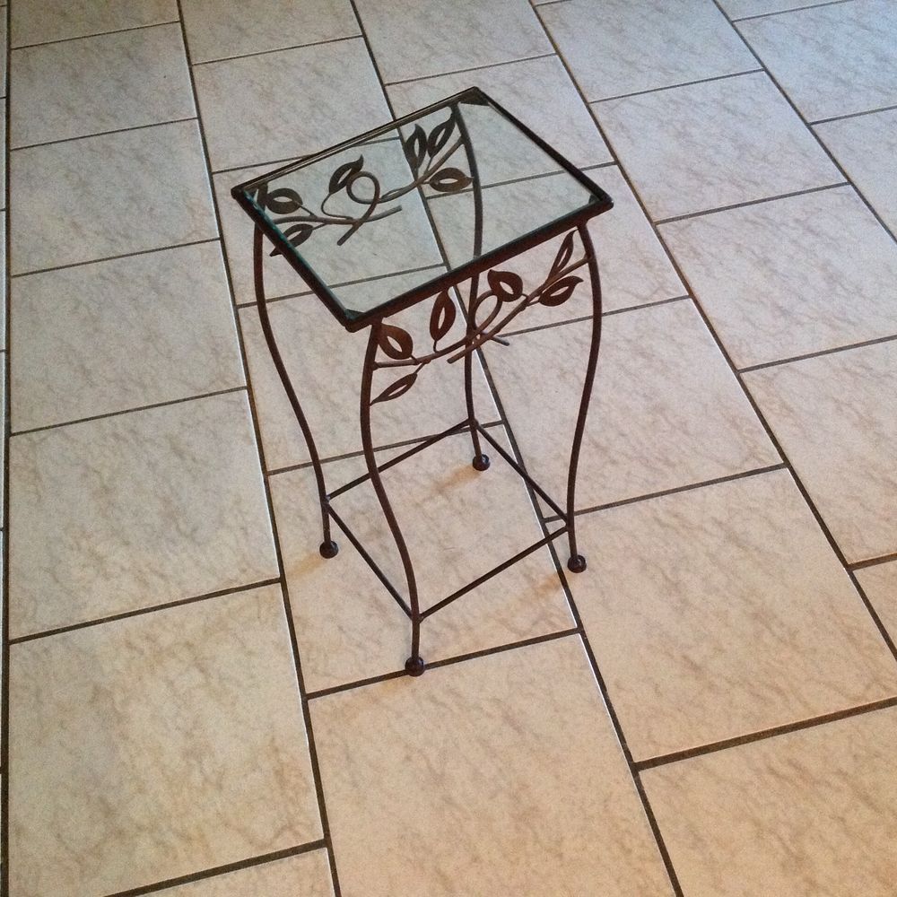 tabouret porte - fleurs 20 Gaillac (81)