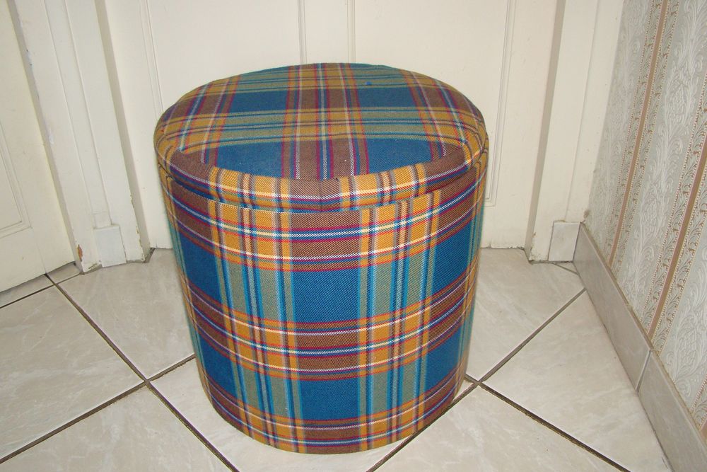 Tabouret / Pouf   vintage ann�es 1970 30 Gargenville (78)