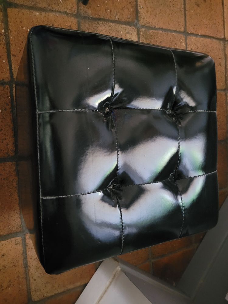 tabouret rembourr�s 30 Caumont-sur-Durance (84)