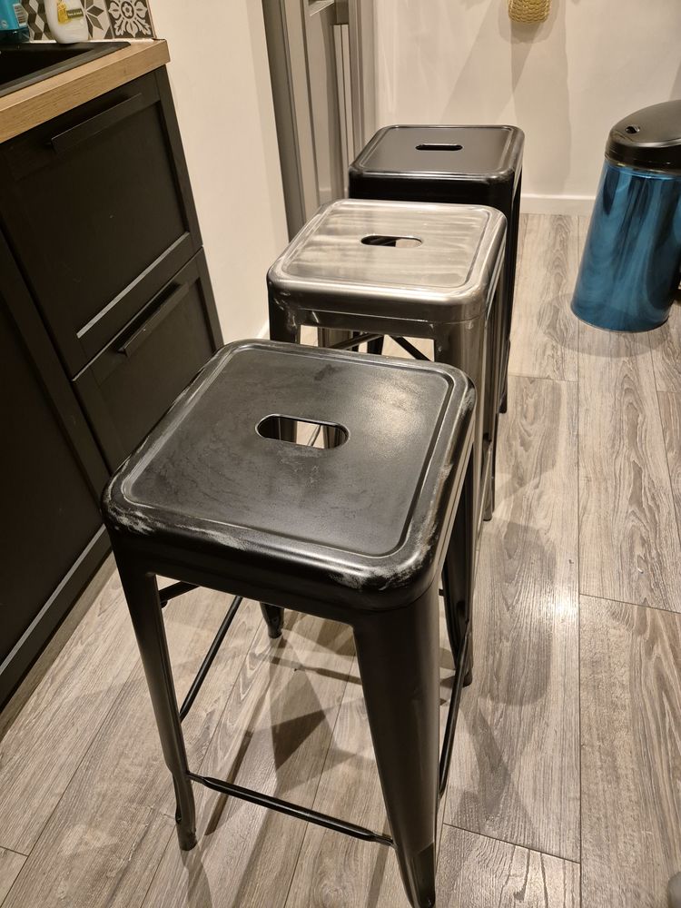 Tabourets industriels 80 Grasse (06)