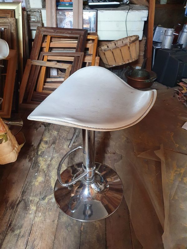 2 Tabourets INOX vintage 0 Mussy-sur-Seine (10)