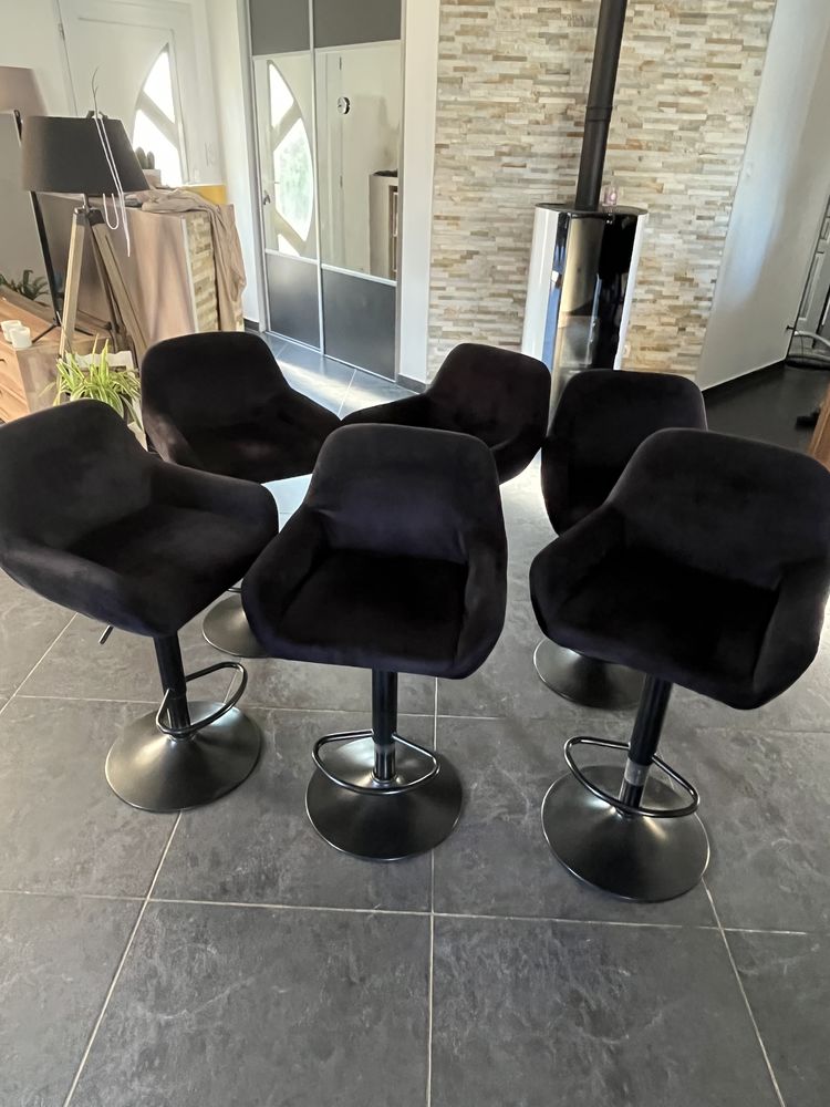 6 tabourets r�glables velours, noir 200 Luxeuil-les-Bains (70)