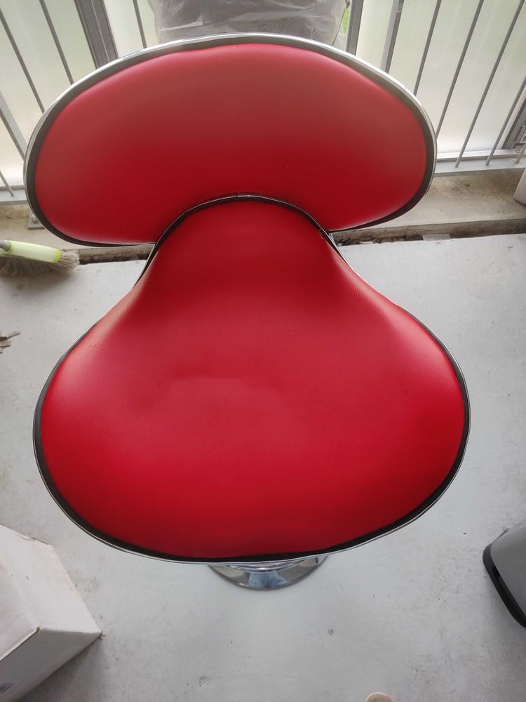 Tabourets bar r�glables 20 Nantes (44)