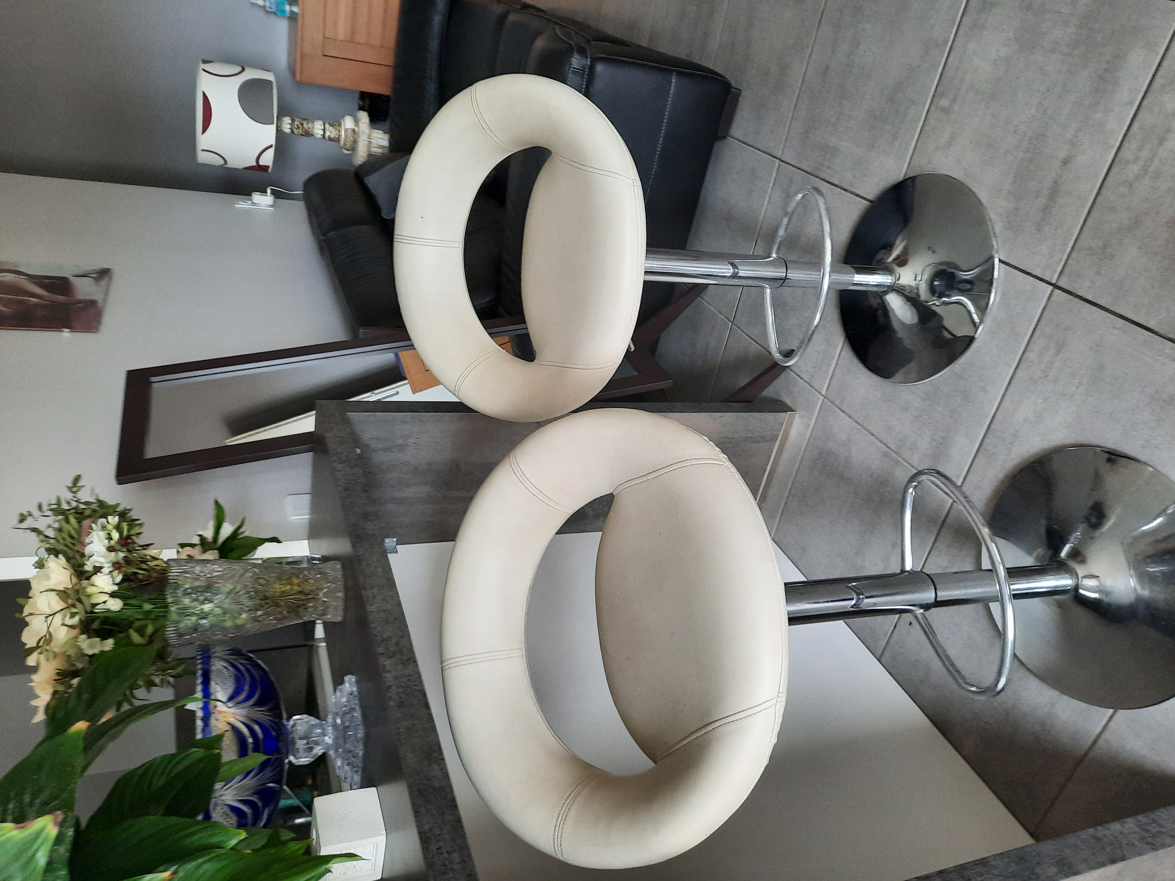 tabourets de bar 15 Vourles (69)