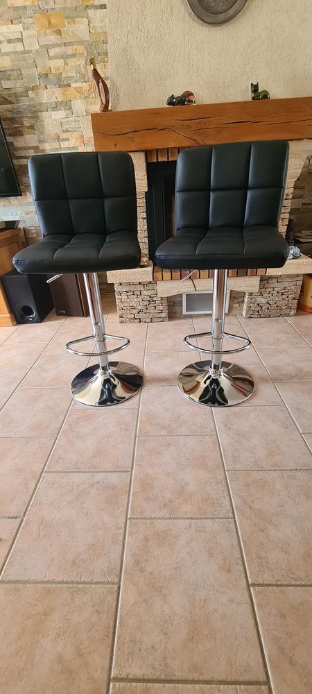 lot de 2 tabourets de bar 78 Briarres-sur-Essonne (45)