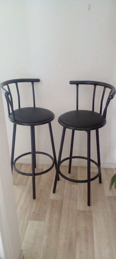 2 Tabourets bar 30 Paris 11 (75)