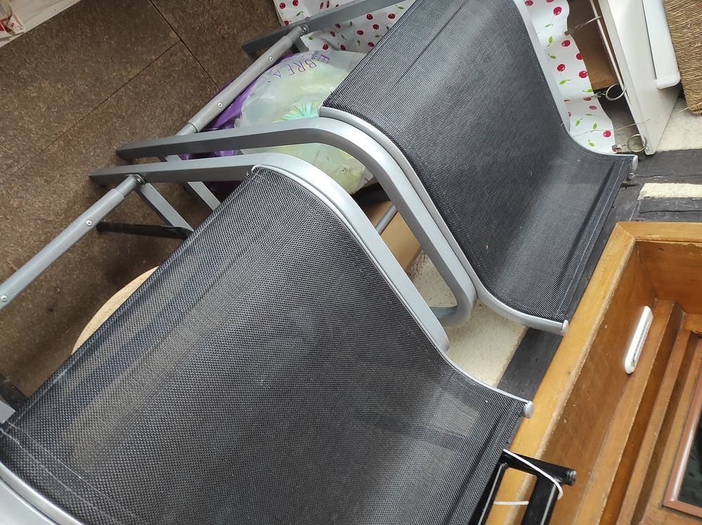 Bar et tabourets 40 Thiers (63)