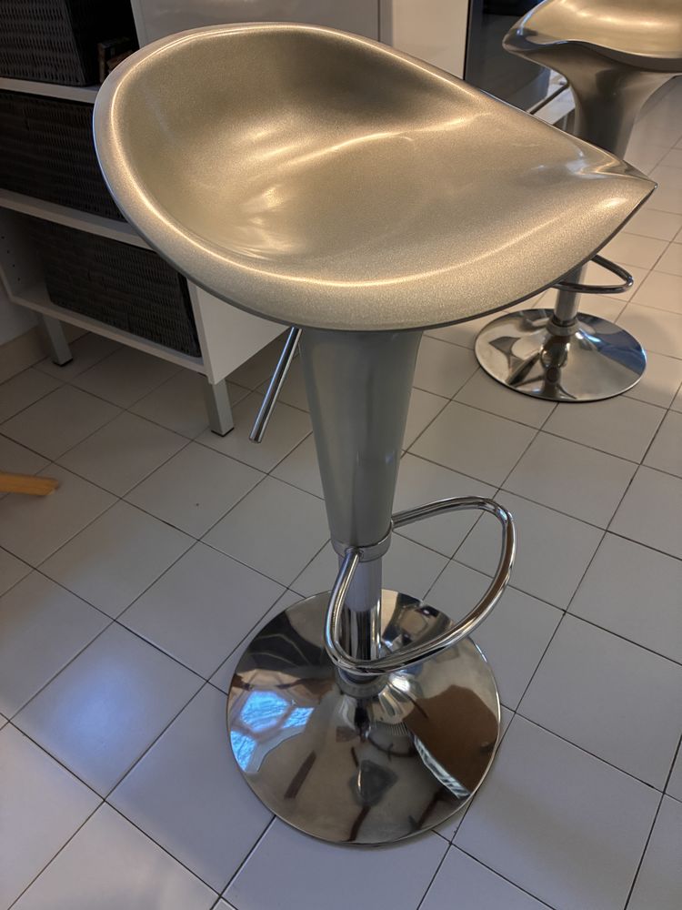 Tabourets de bar 60 Septfonds (82)