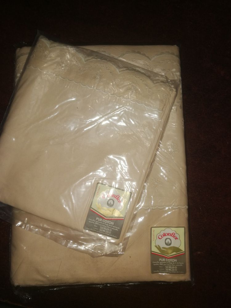 Taie et drap de 140 8 Le Creusot (71)