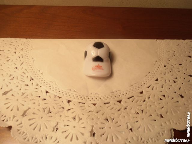 Taille crayons Foot (28c) 2 Tours (37)