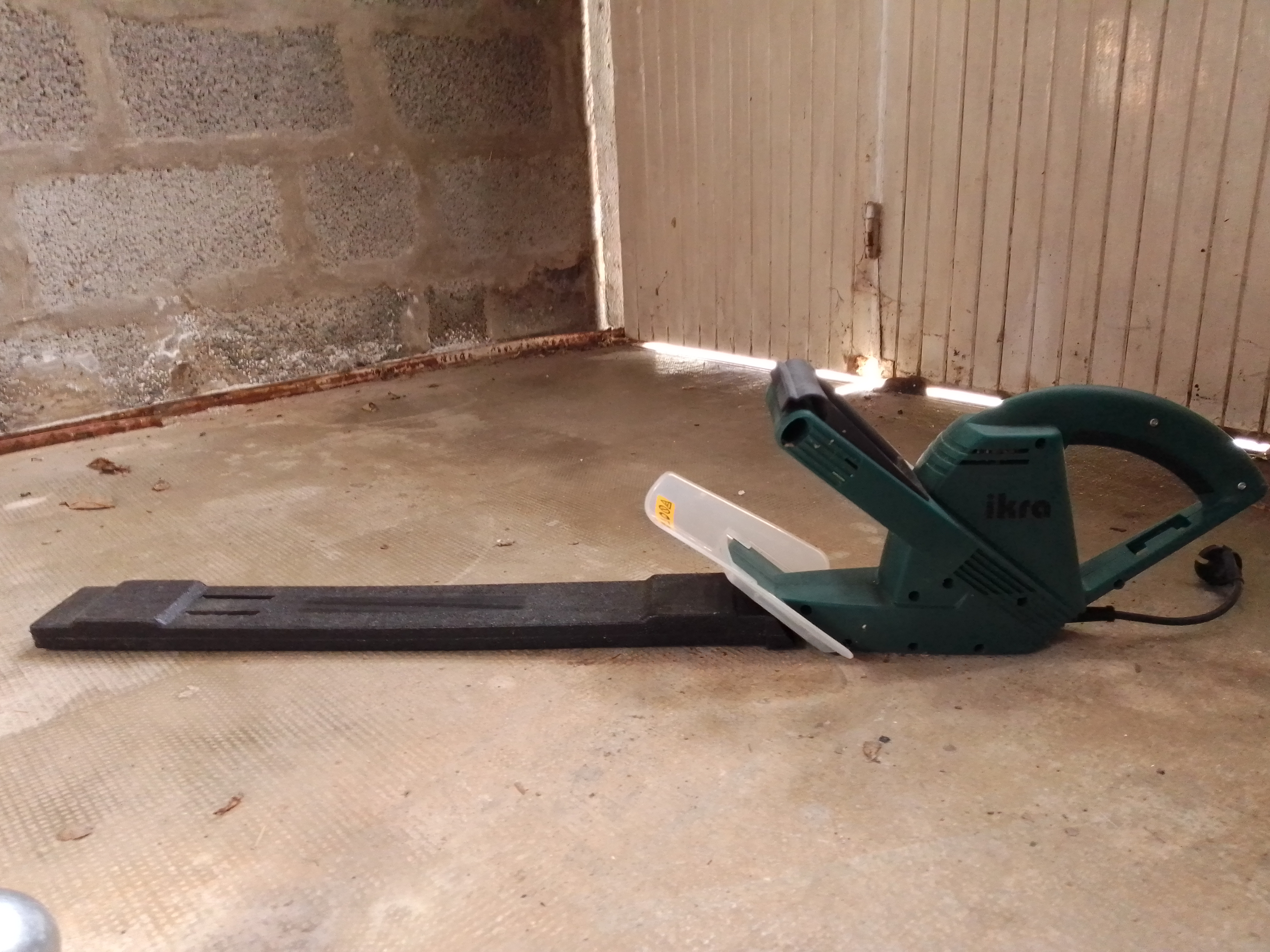 Taille haie �lectrique 35 Avon (77)