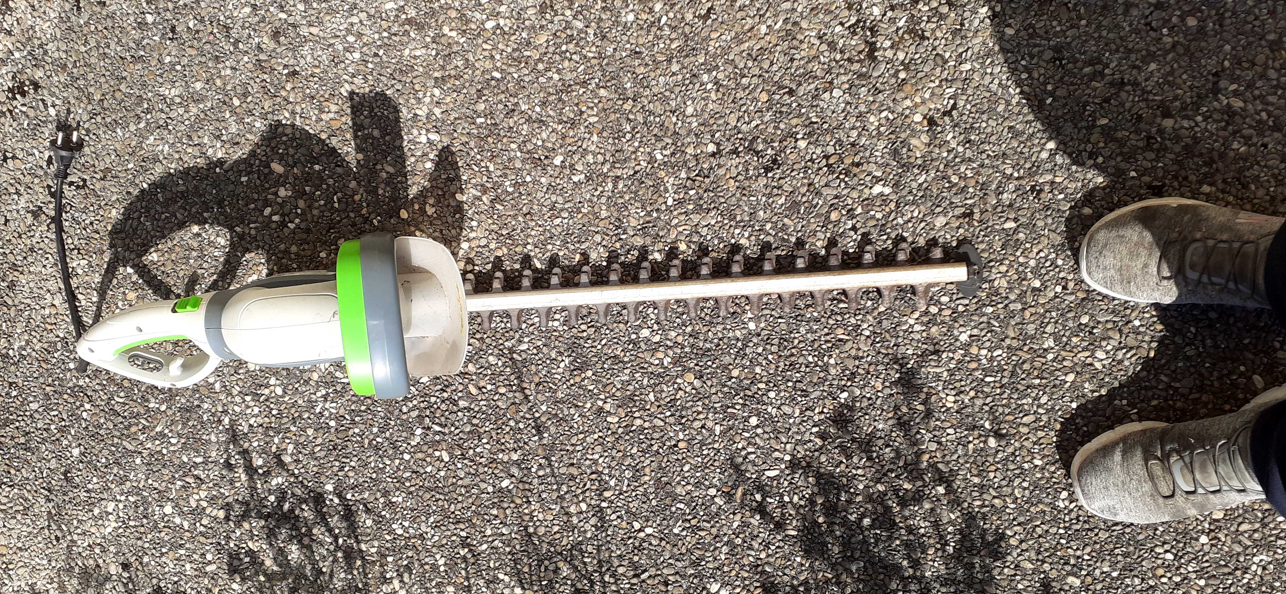 taille haie �lectrique 60 Linexert (70)