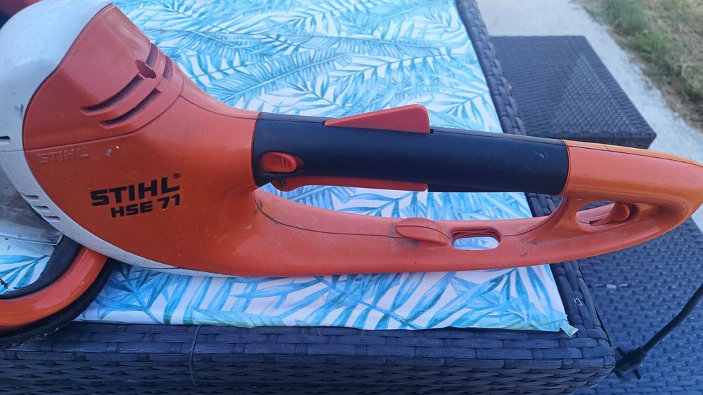 Taille haie SKILL �lectrique 35 L'Herbergement (85)