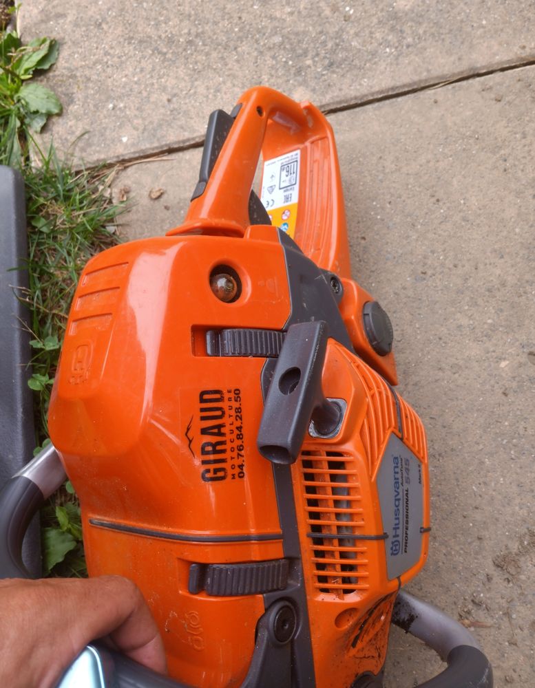 Taille-haie +  tronconneuse 350 Sisteron (04)