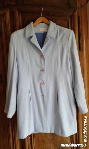 Tailleur bleu ciel 25 Saint-Martin-au-La�rt (62)