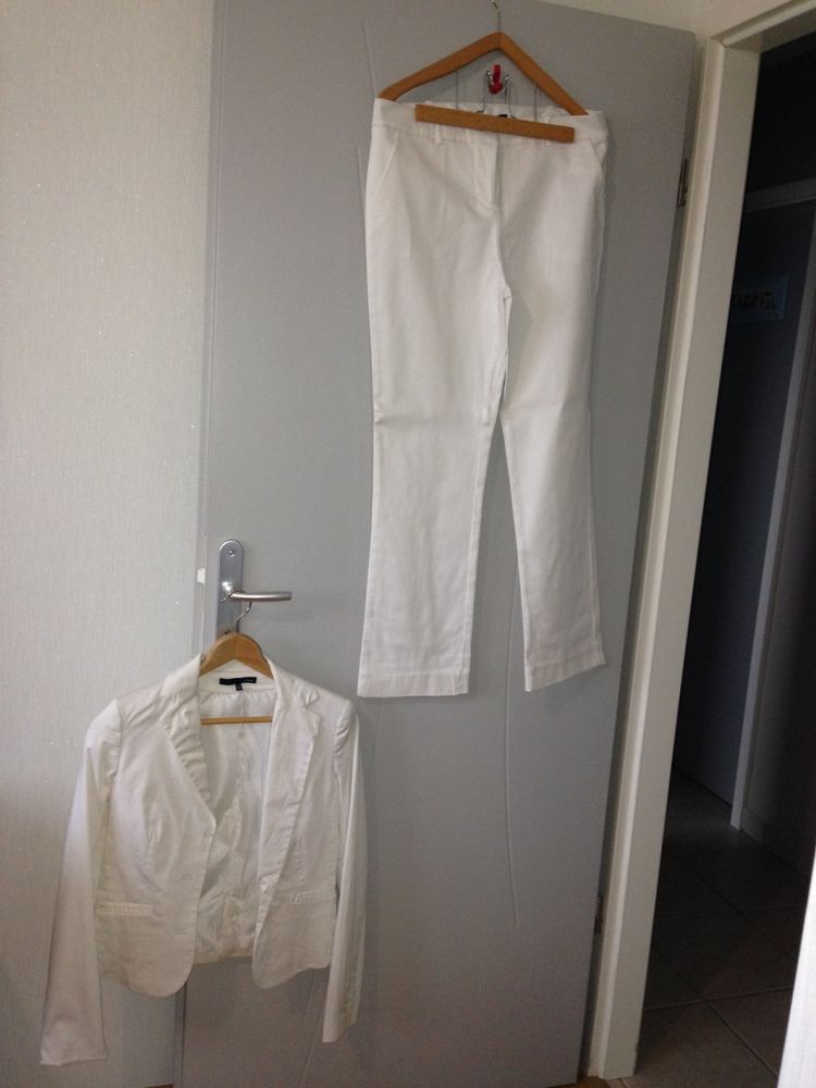 tailleur Marque Etam 30 Metzervisse (57)