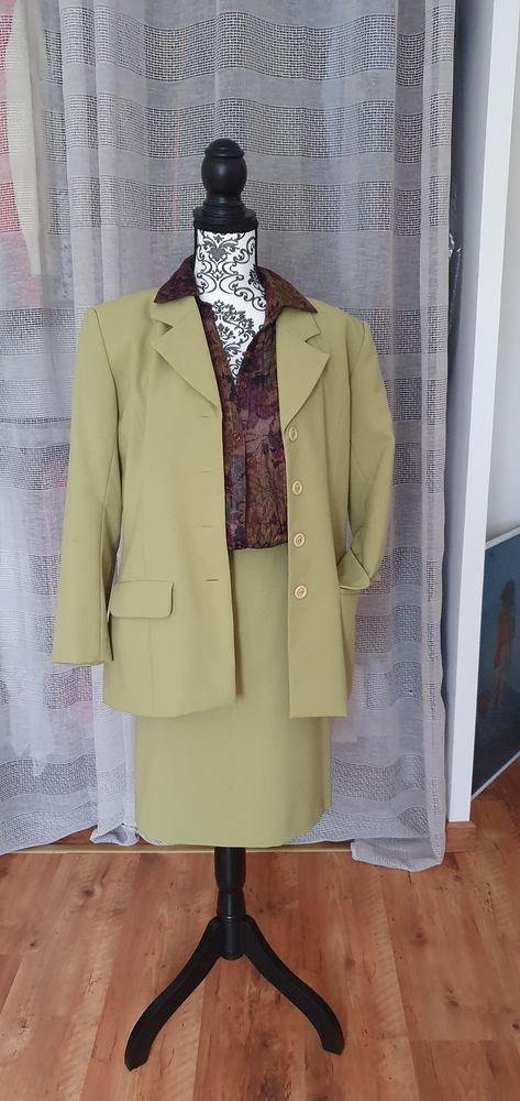 Tailleur 30 Saint-Pierre-du-Perray (91)