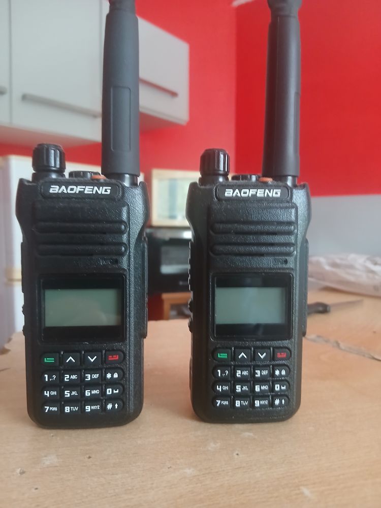 TALKIES WALKIES 10 W. 100 euros  les 2 0 Roussillon (38)