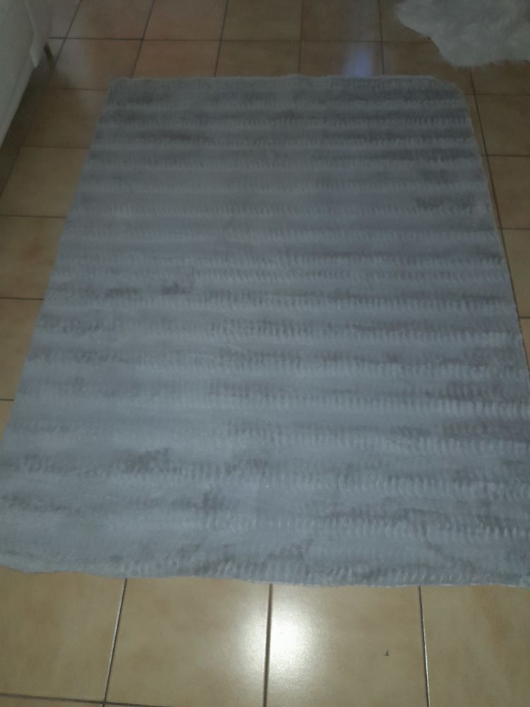 tapis carpette 120x170 gris
15 Puteaux (92)