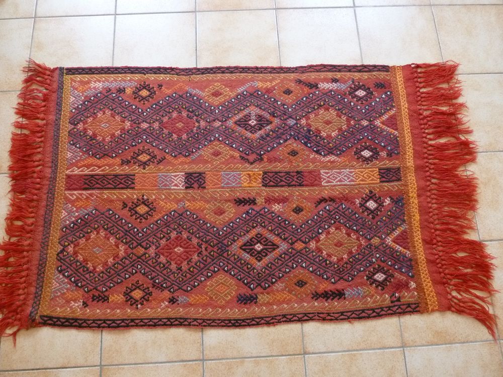 Tapis cicim nomade Turquie,
130 cm x 88 cm 80 Hersin-Coupigny (62)